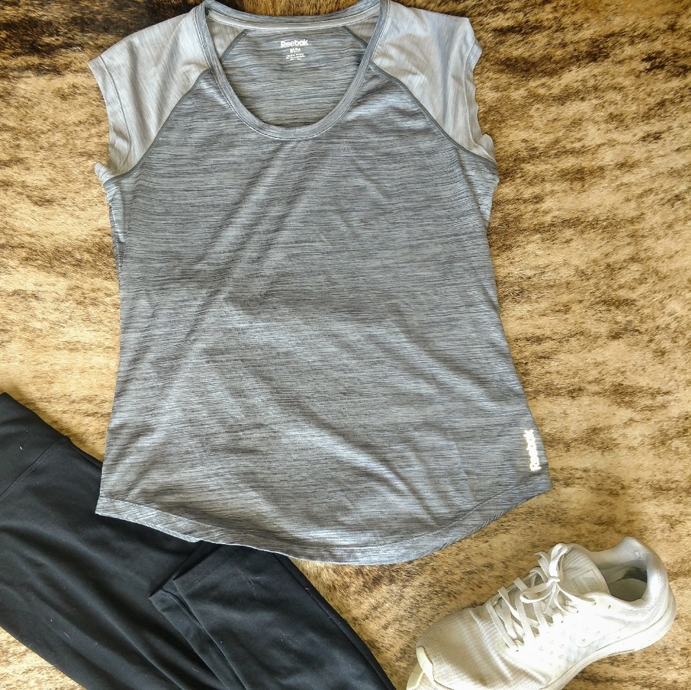 Reebok athletic t-shirt